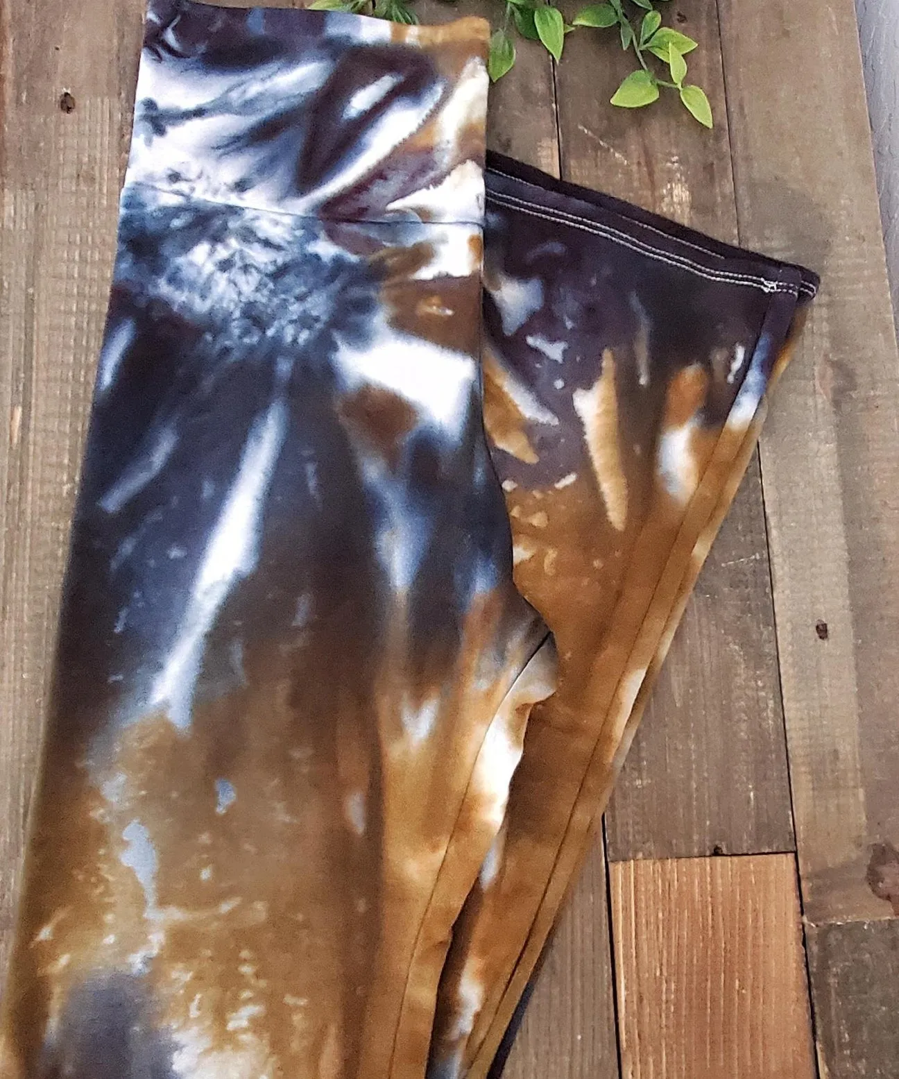 Amber Soul Tie Dye Yoga Pants