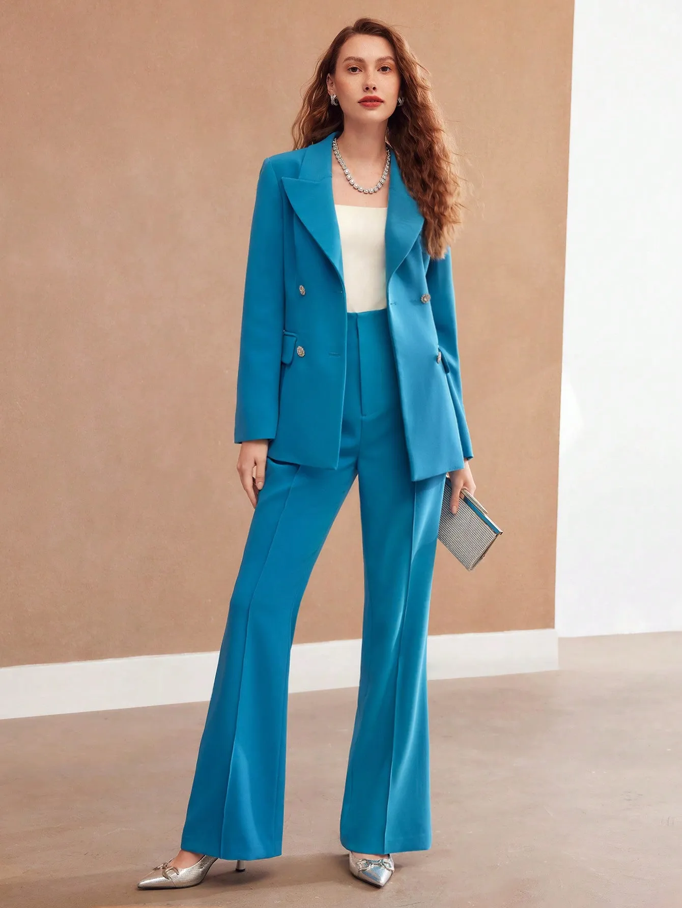 Blazer cruzado con solapa pico