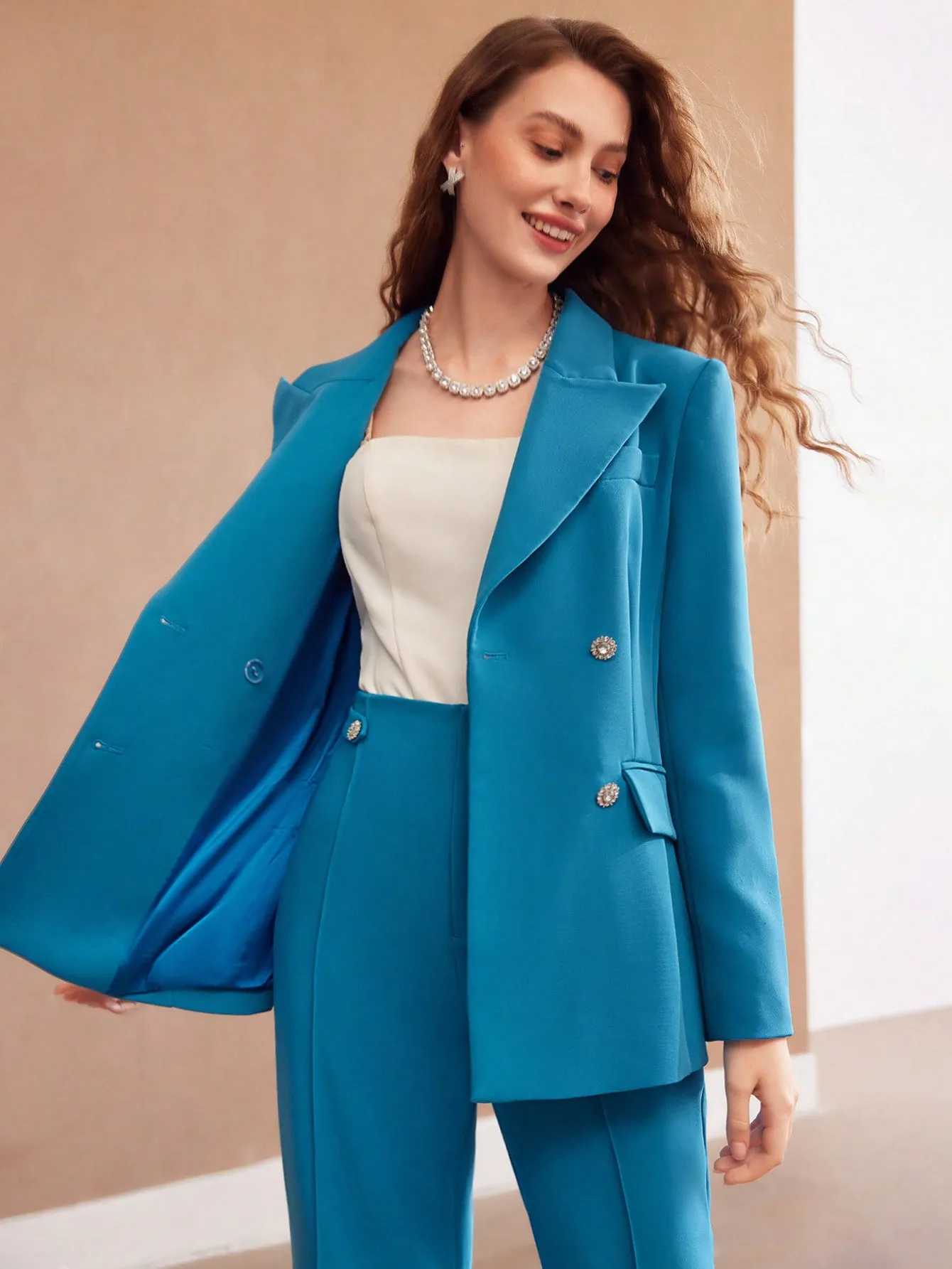Blazer cruzado con solapa pico