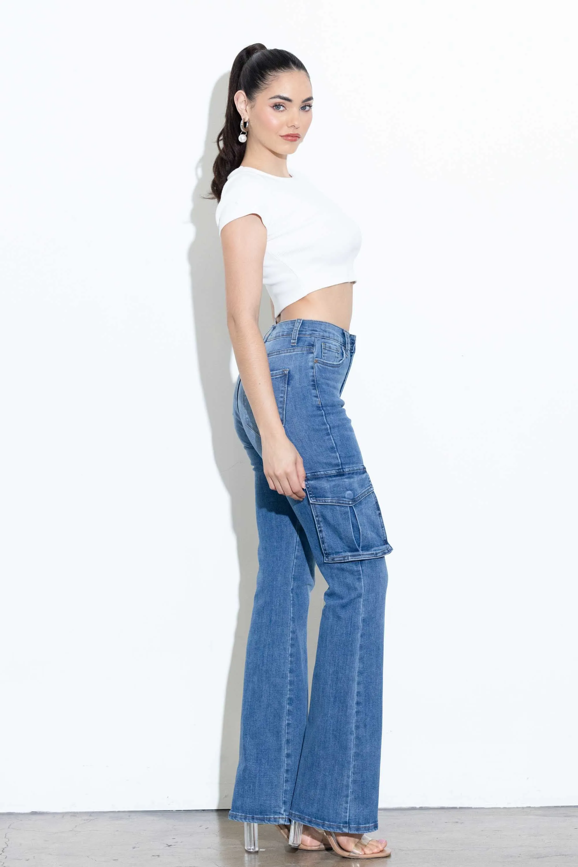 Cargo Pockets Bootcut Jeans
