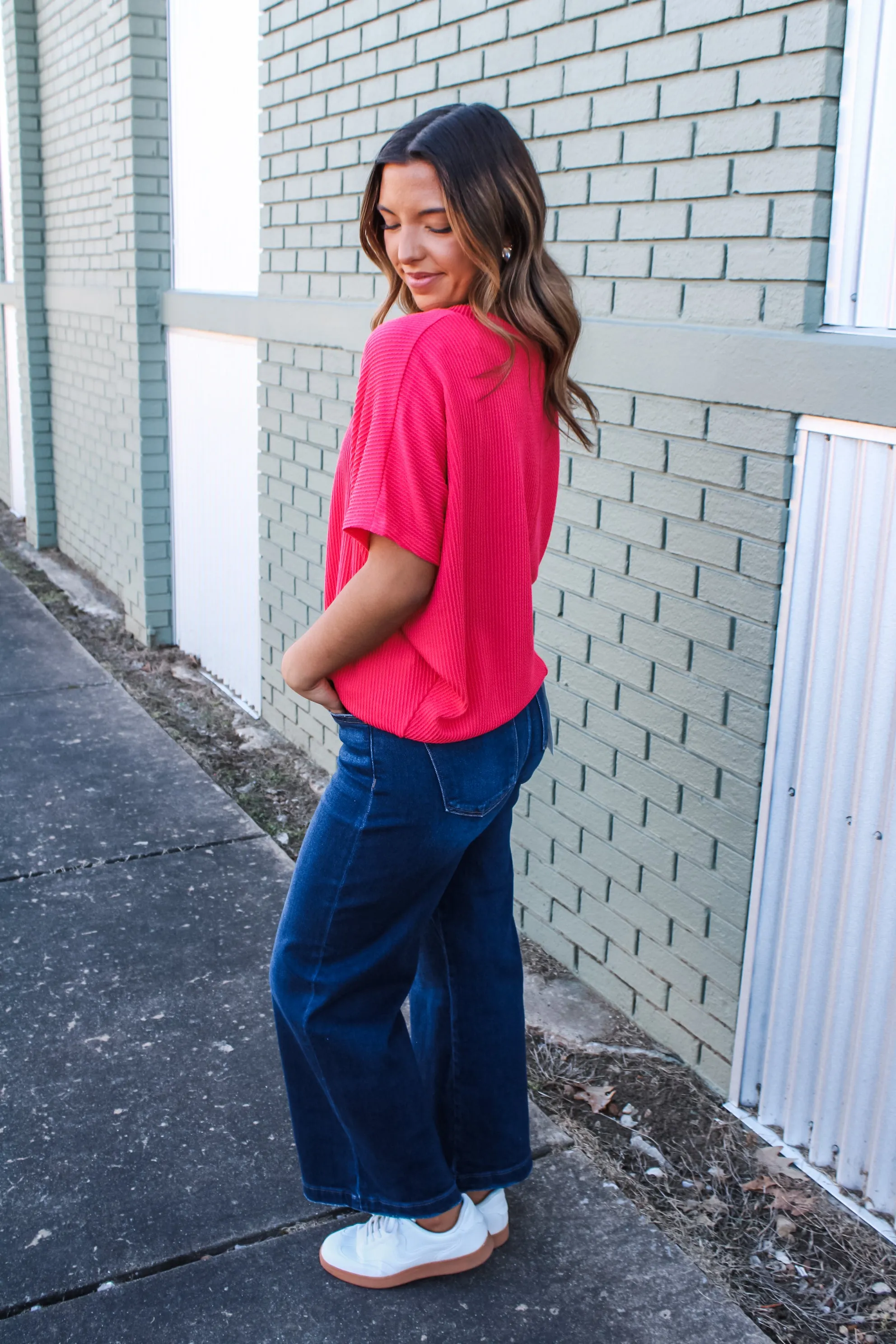 Color Crush V-Neck • Tomato Red