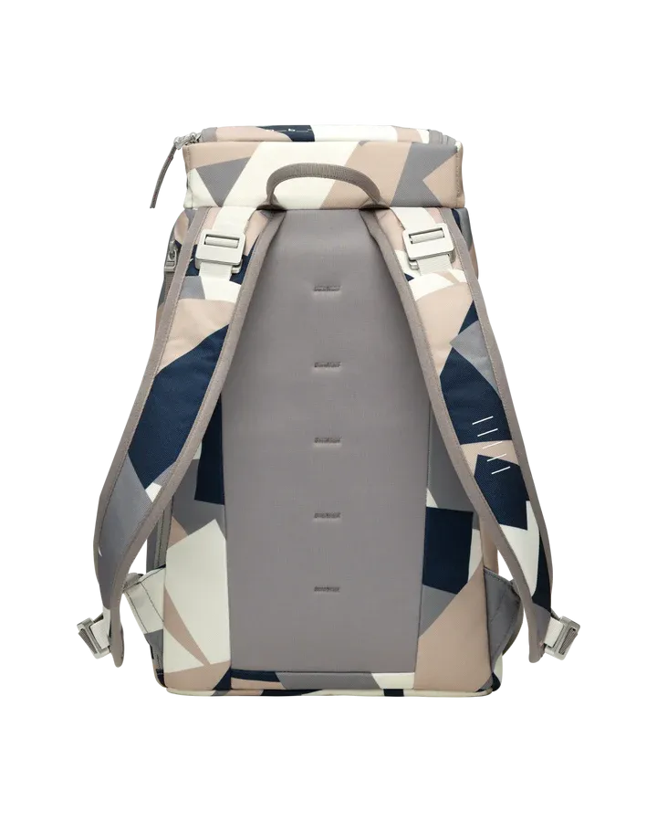 DB Hugger 20L