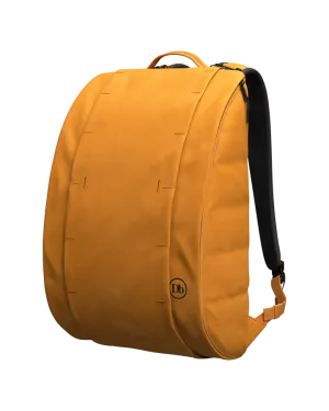 DB The Hugger Base Backpack 15L / The Vinge side-acces