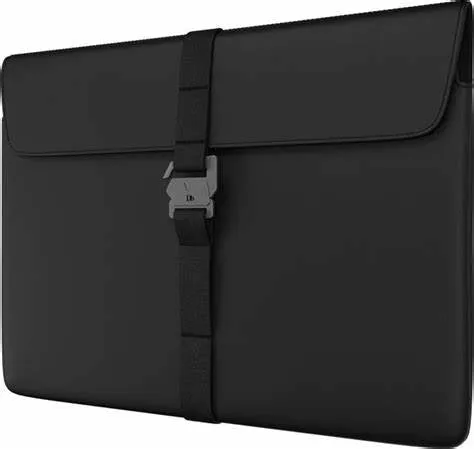 DB The Proper Laptop Sleeve