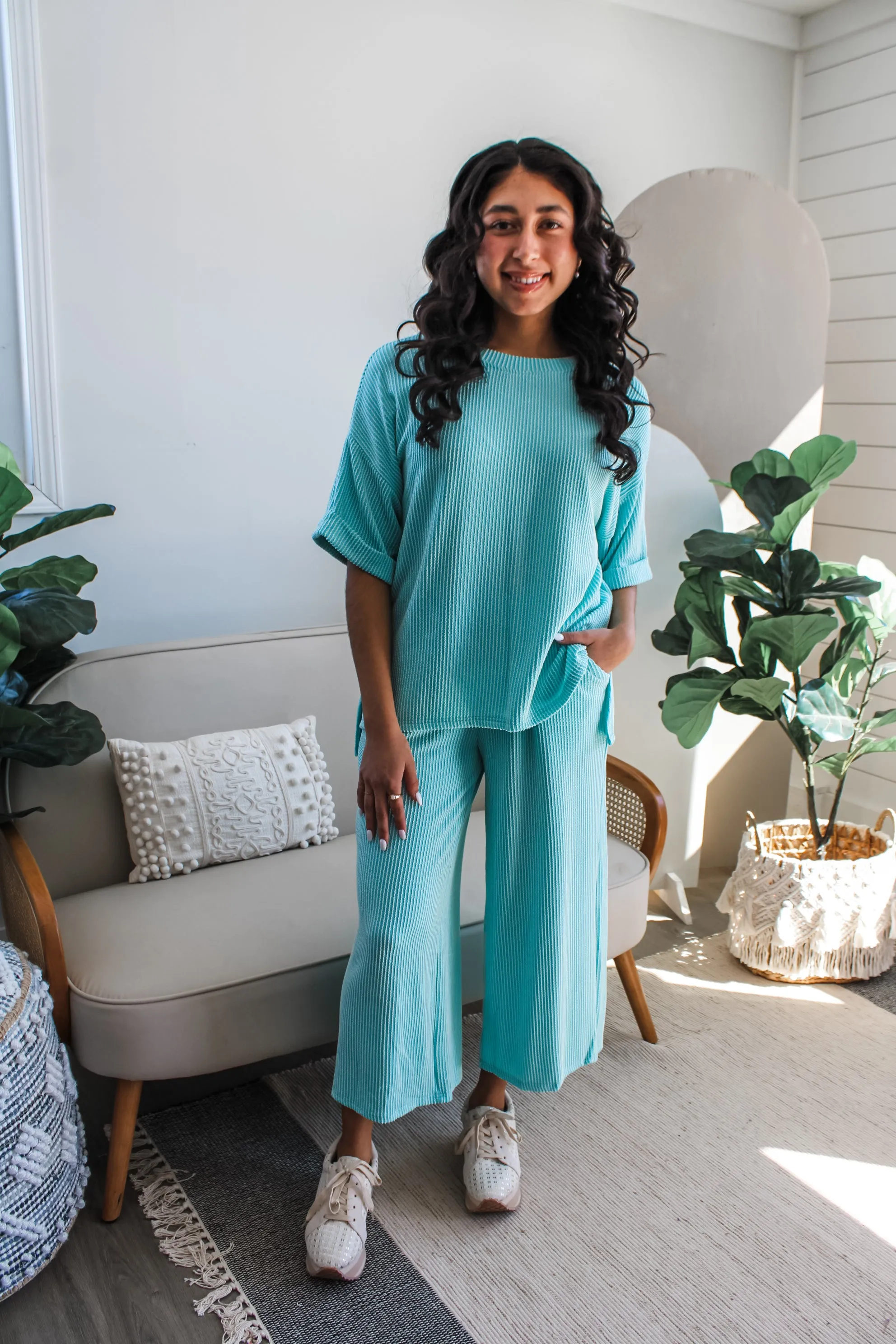Feel The Breeze Rib Top • Turquoise