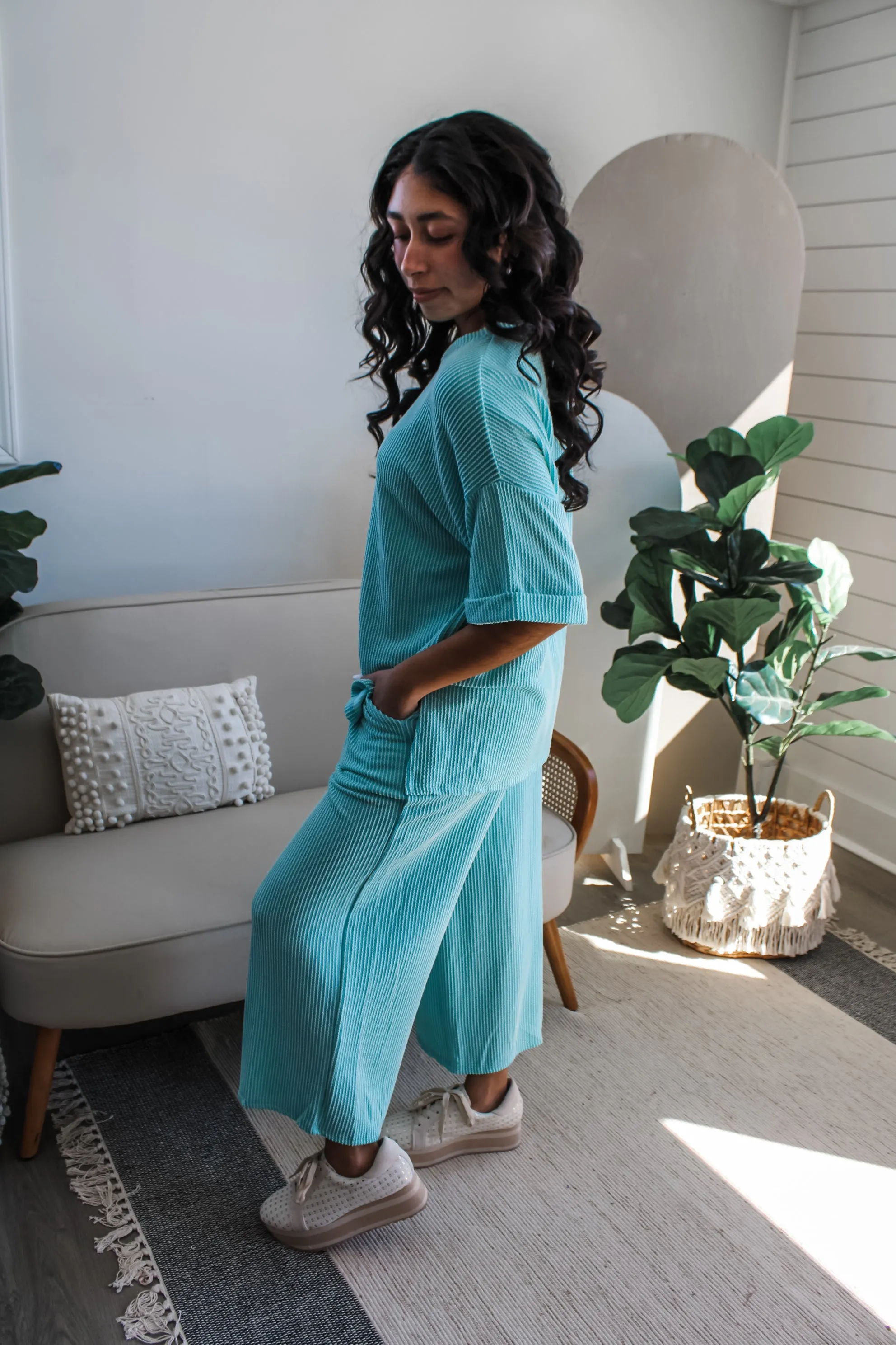 Feel The Breeze Rib Top • Turquoise