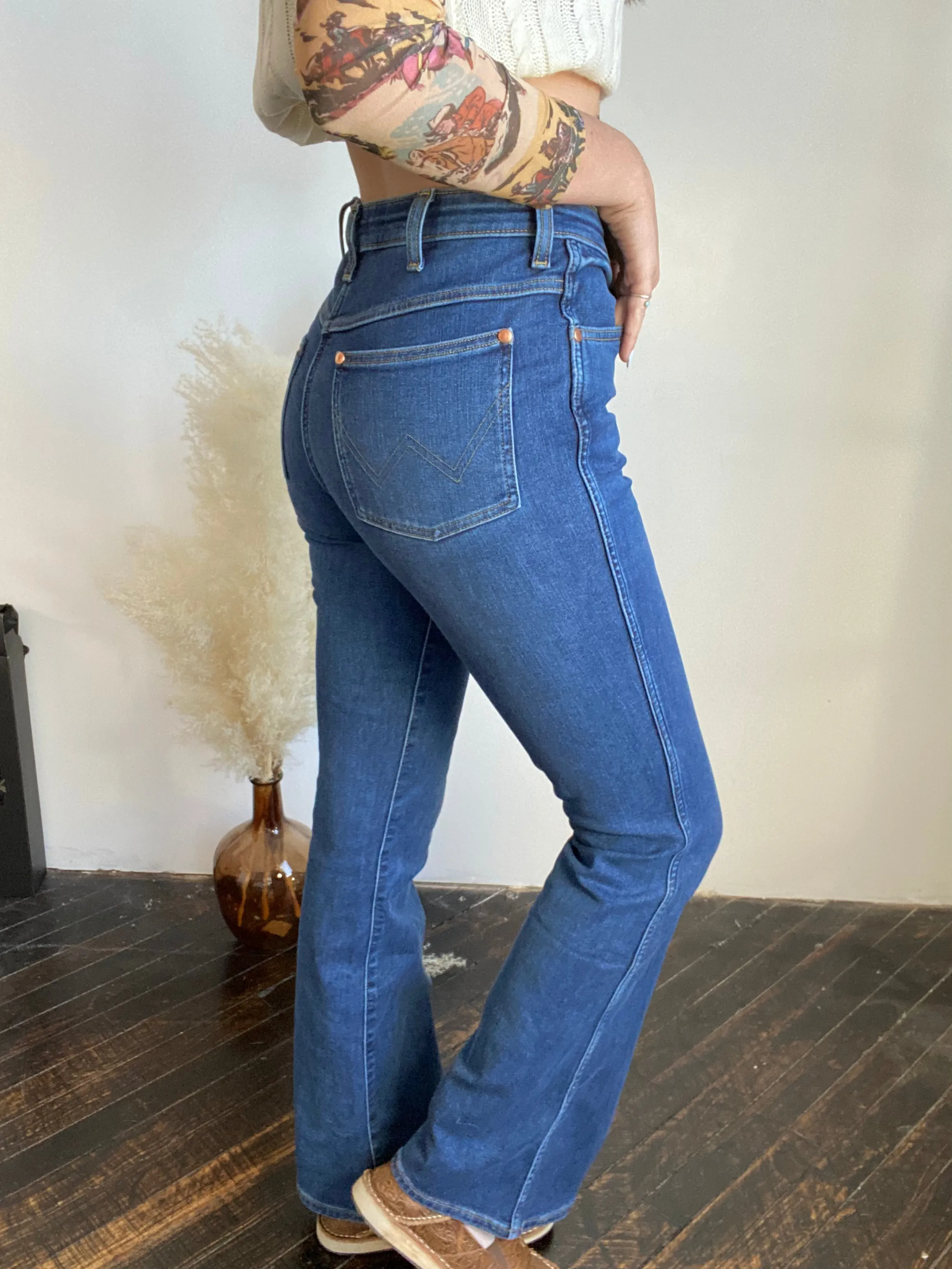 Final Sale ✨ Wrangler Dusty Cobalt Denim Bootcut