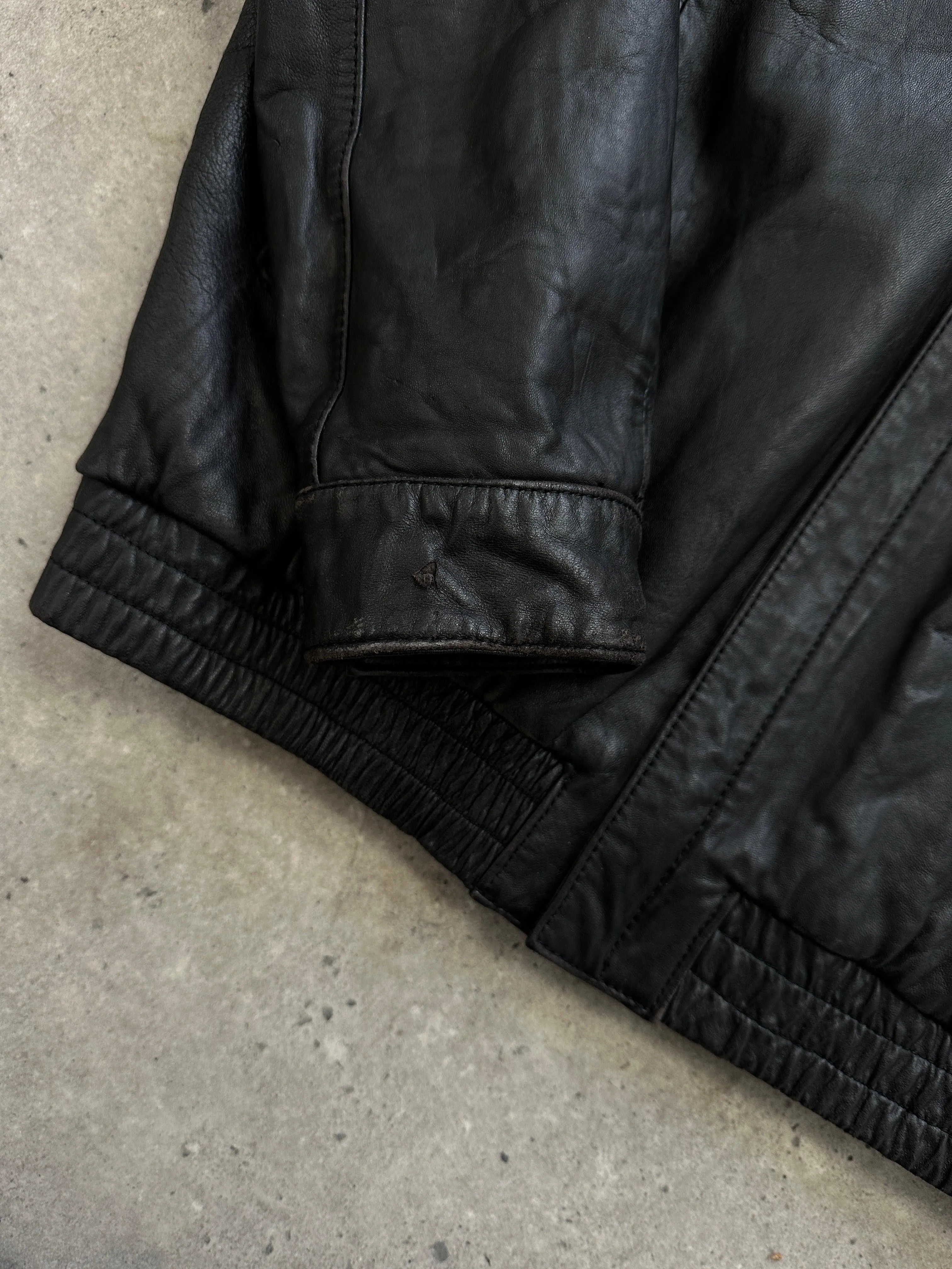 Italian Vintage Leather Bomber Jacket - M
