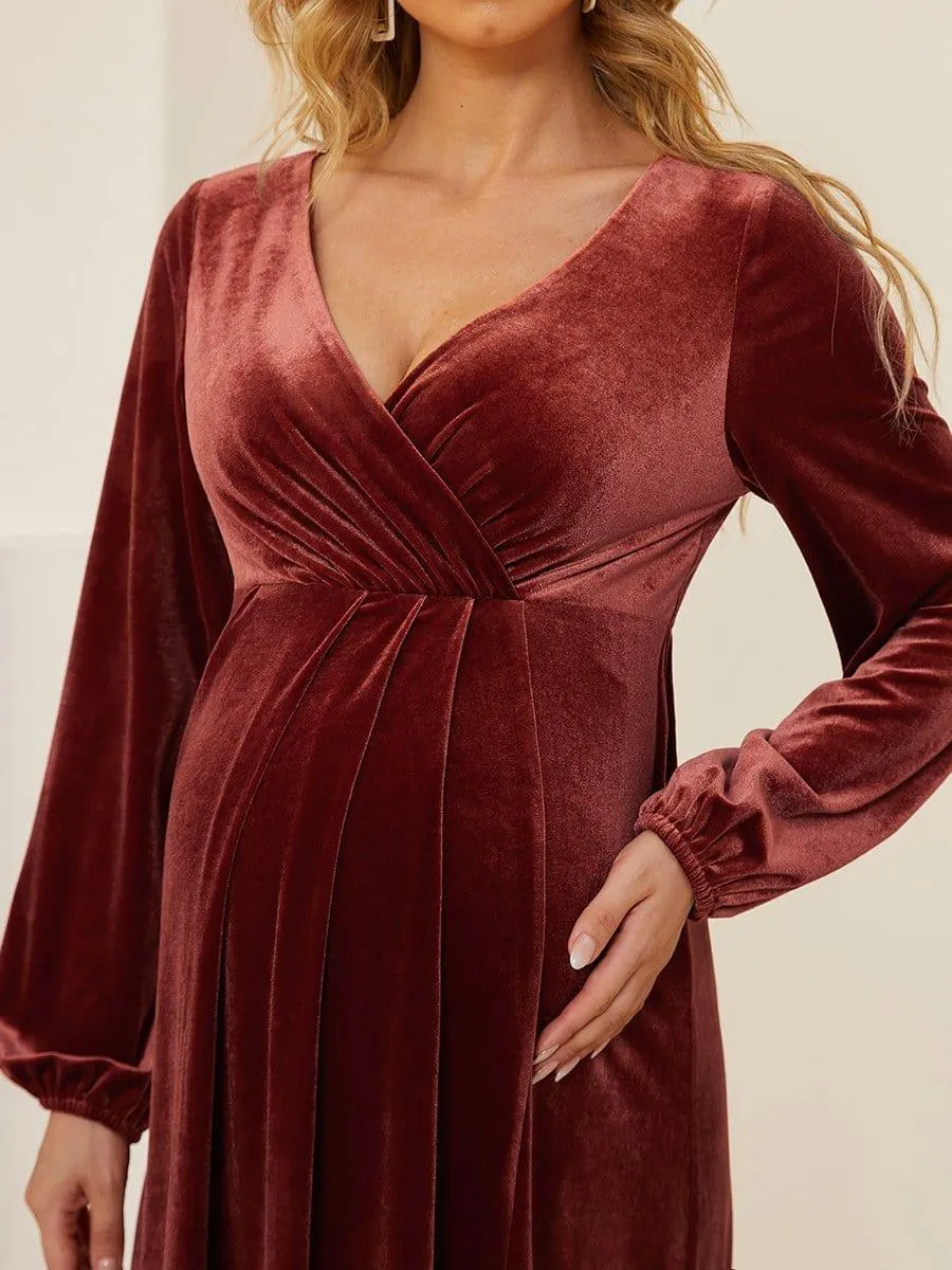 Robe de maternité plissée à manches longues en velours