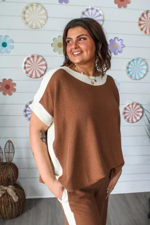 Spring Feeling Two-Tone Top • Brown